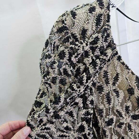 Papaya Black and Cream Lace One Shoulder Mini Bodycon Dress Size Small - Picture 4 of 8
